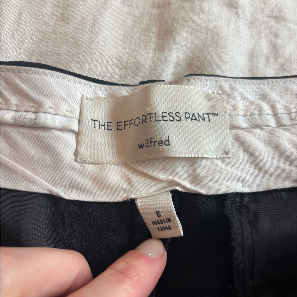 Aritzia Wilfred Black Effortless Low Rise Trousers - Picture 4 of 4